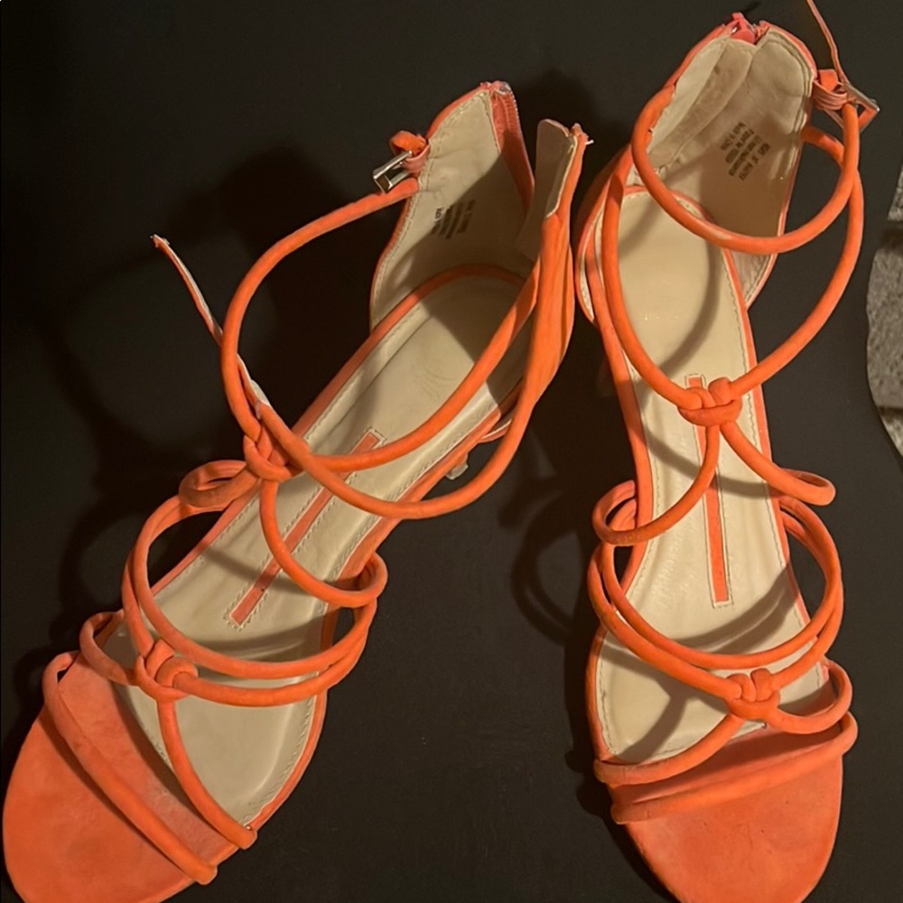Sandal